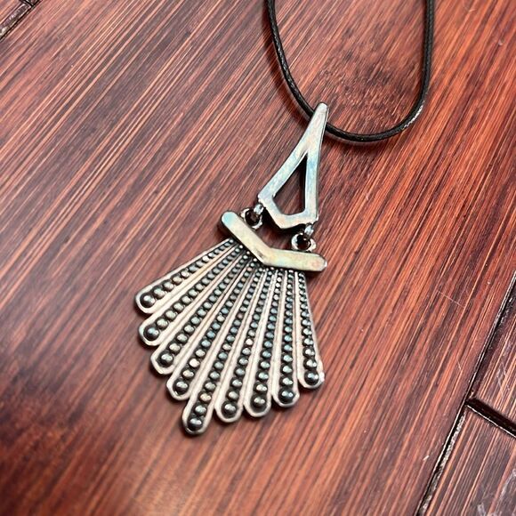 Silver Pendant Necklace - Brand New - Black Adjustable Length - Picture 2 of 4